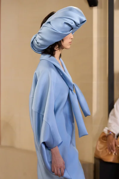 Look 72
